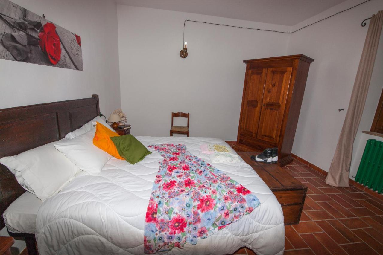 Il Borgo Del Lupo Villa Sarteano Kültér fotó