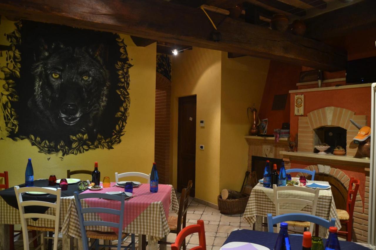 Il Borgo Del Lupo Villa Sarteano Kültér fotó